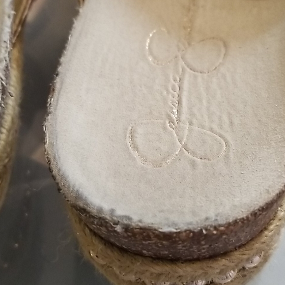 Sandals - Picture 3 of 4